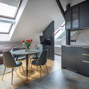 Dluga 27 Apartamento